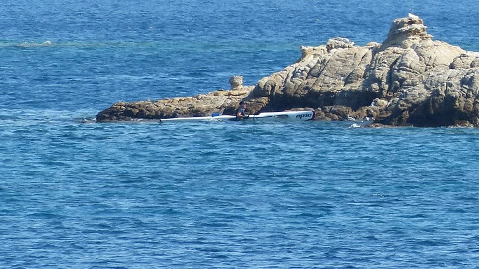 Καρέ καρέ η τούμπα του ΓΑΠ στη Σκιάθο – Δείτε εικόνες